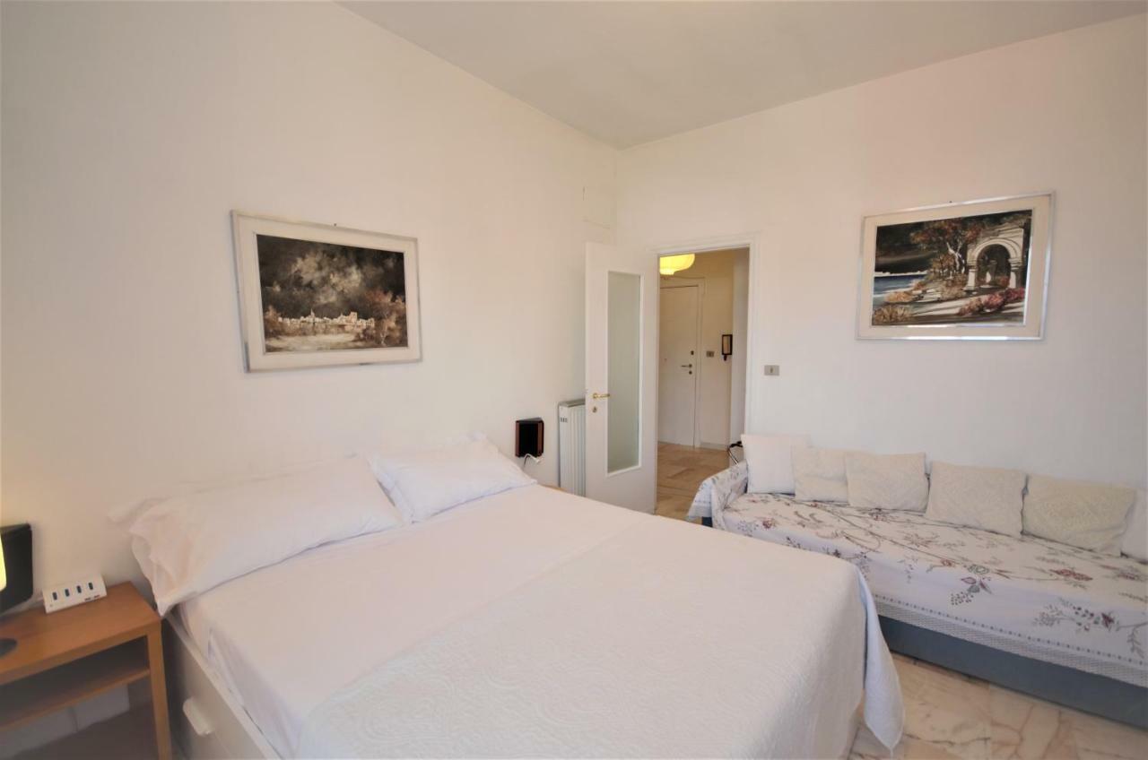 Holiday Apartment *